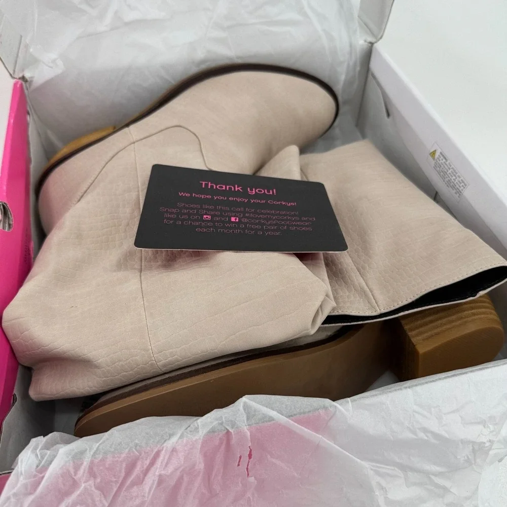 NEW Hey Girl by Corkys Shook WOMENS Beige Faux Leather Slouch Boots SIZE 10